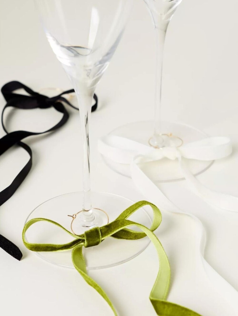 Anthropologie NWT 6-Pc Velvet Bow Drinkware Stem Charms Cocktail Wine